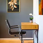 80 Sqm Flat With Terrace And 15min To Fair And 5min To Old Town Düsseldorf