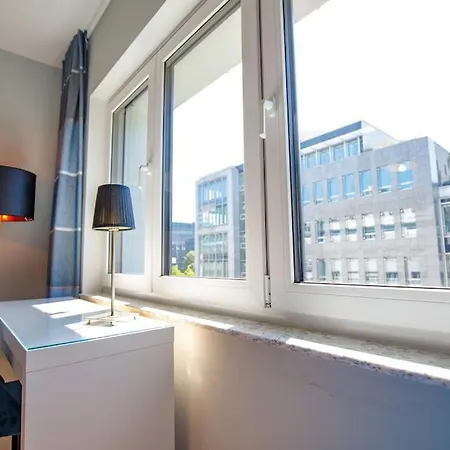 80 Sqm Flat With Terrace And 15min To Fair And 5min To Old Town *