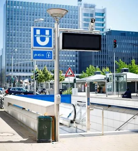 Apartmán 80 Sqm Flat With Terrace And 15min To Fair And 5min To Old Town