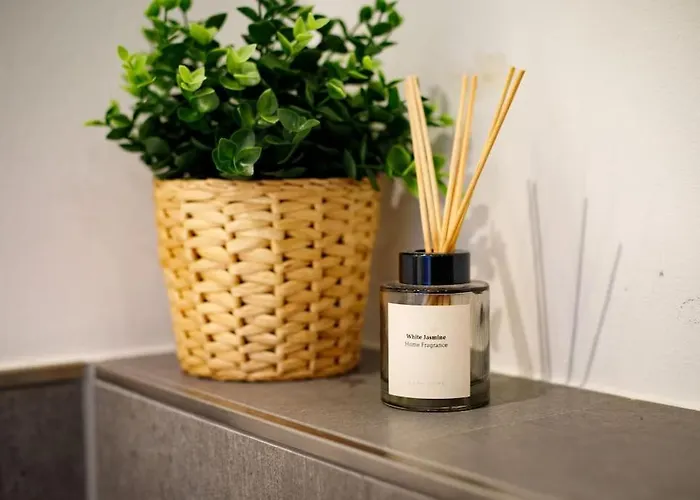 Appartamento 80 Sqm Flat With Terrace And 15min To Fair And 5min To Old Town *